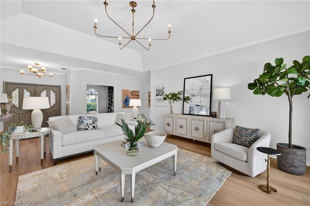 MAHOGANY BEND - Residential