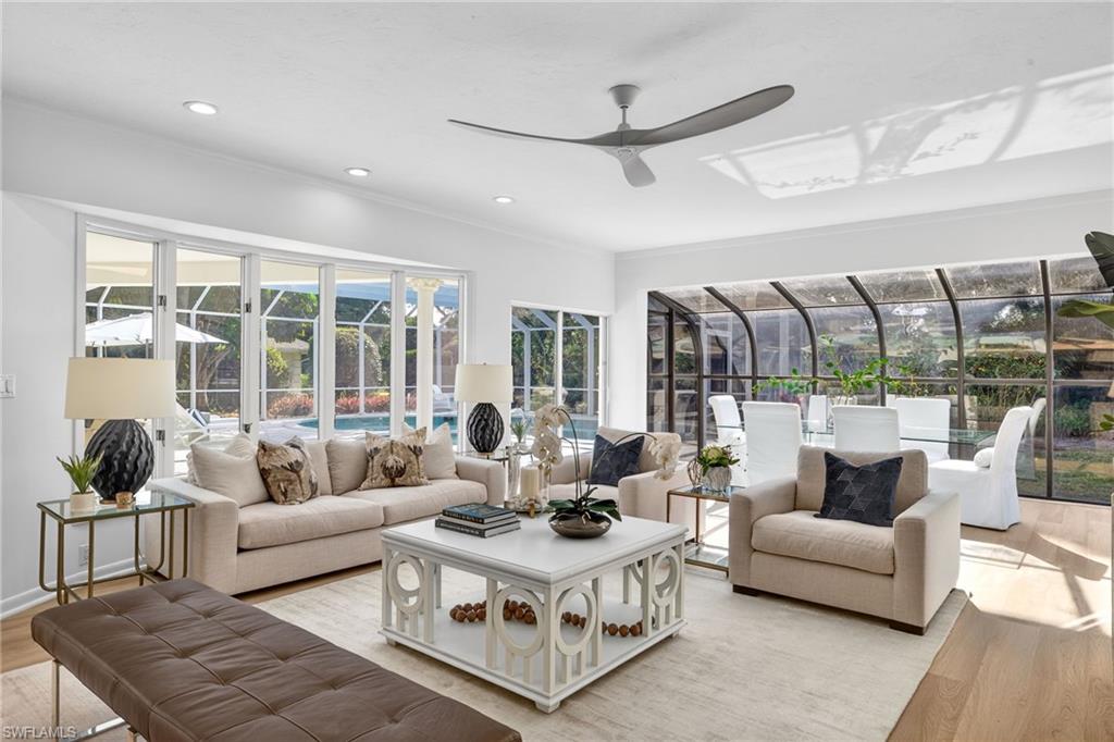 MAHOGANY BEND - Residential