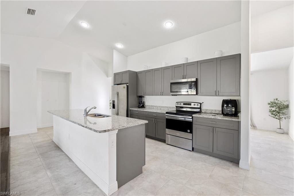 LEHIGH ACRES - Residential