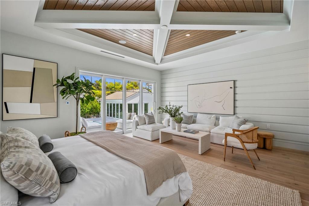 OLDE NAPLES - Residential