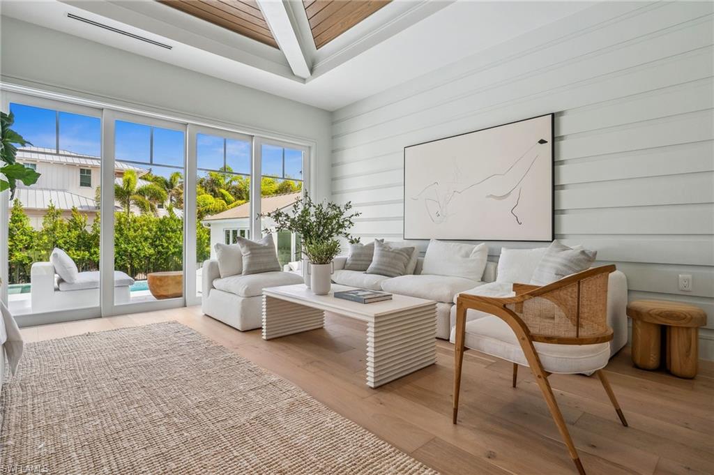 OLDE NAPLES - Residential