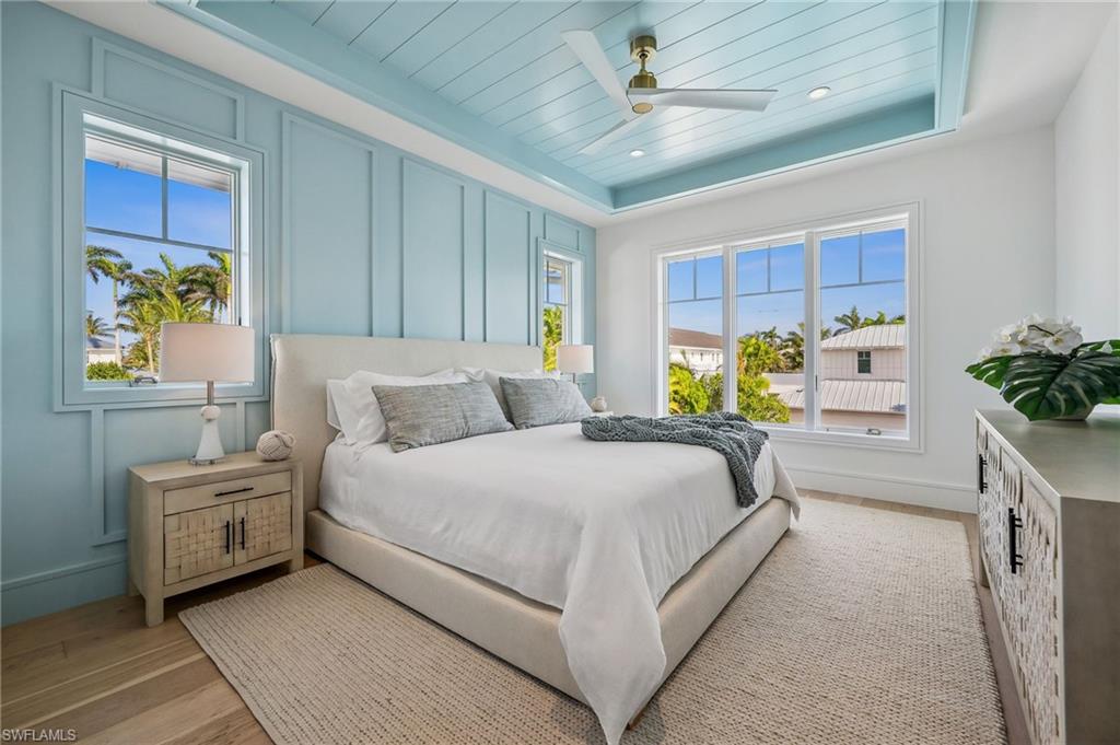 OLDE NAPLES - Residential