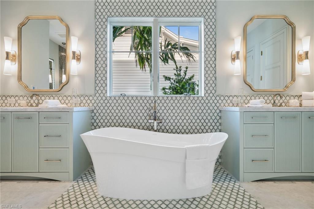 OLDE NAPLES - Residential