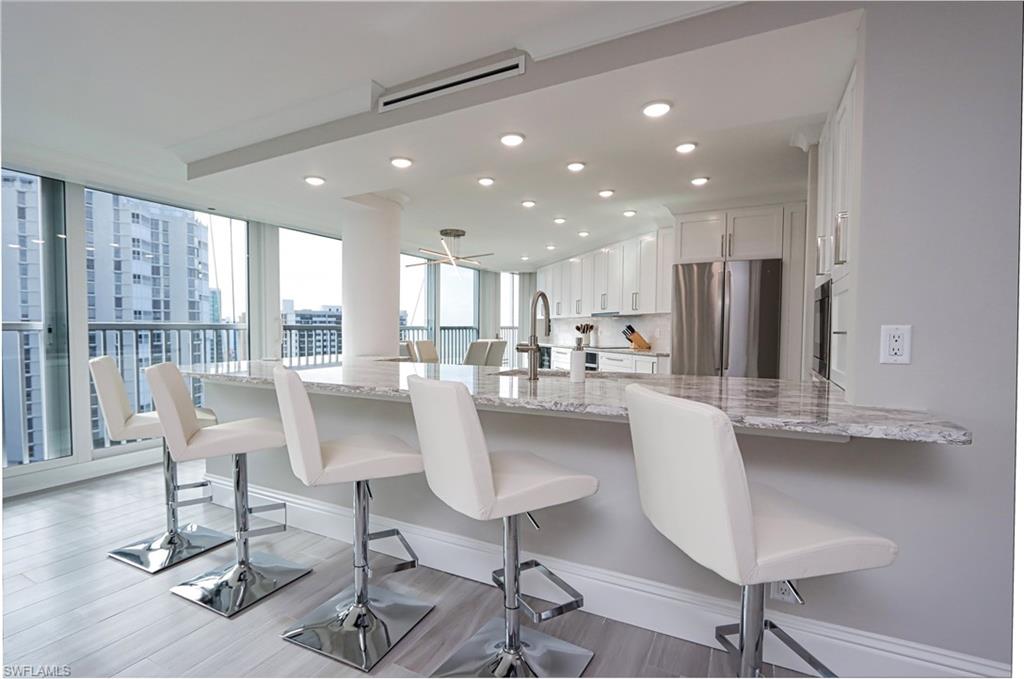 SAVOY - Residential Lease