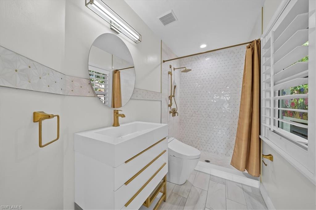 MONTEREY - Residential