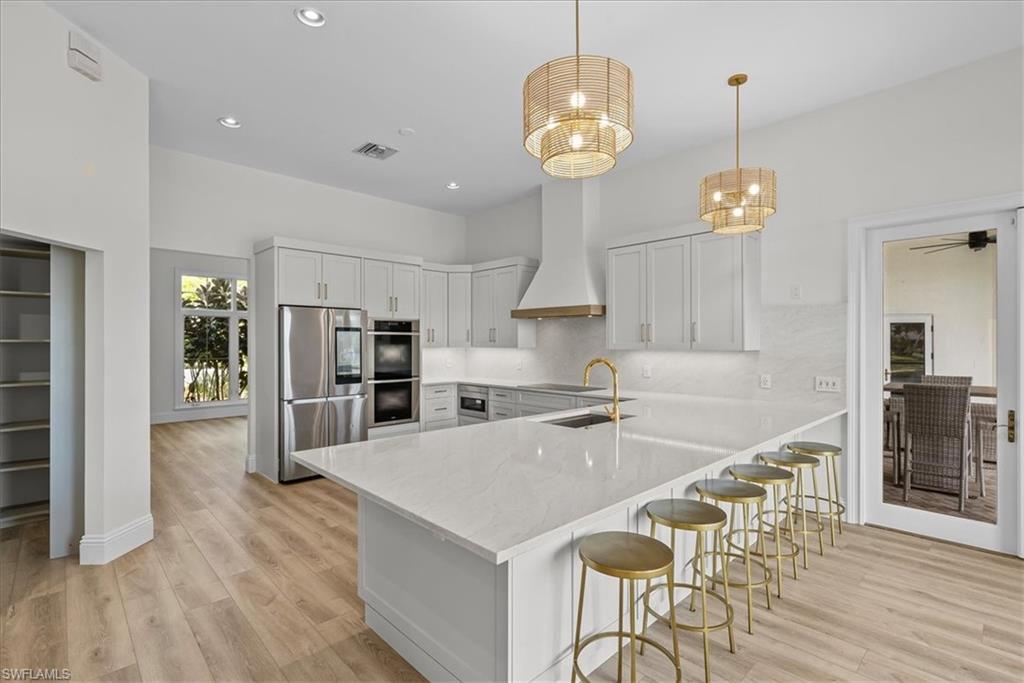 7985 Beaumont CT