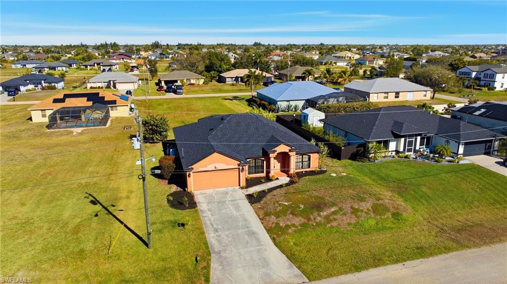 CAPE CORAL - Residential