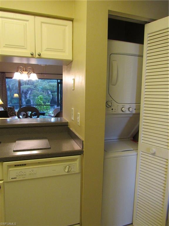 WORLD TENNIS CENTER - Residential Lease