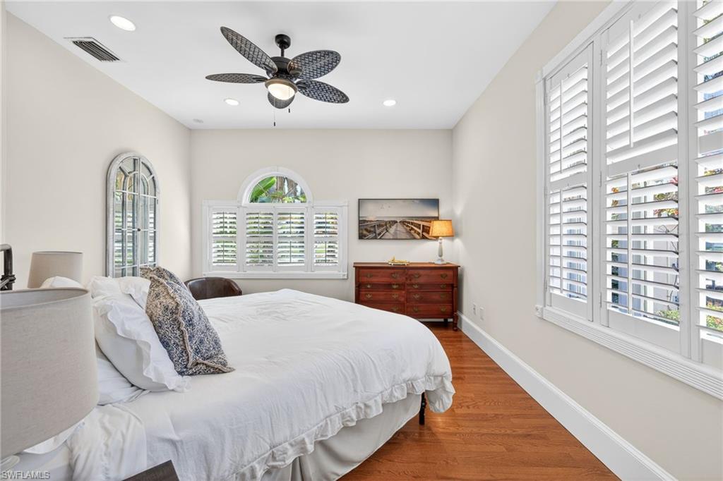 VALENCIA TERRACE - Residential