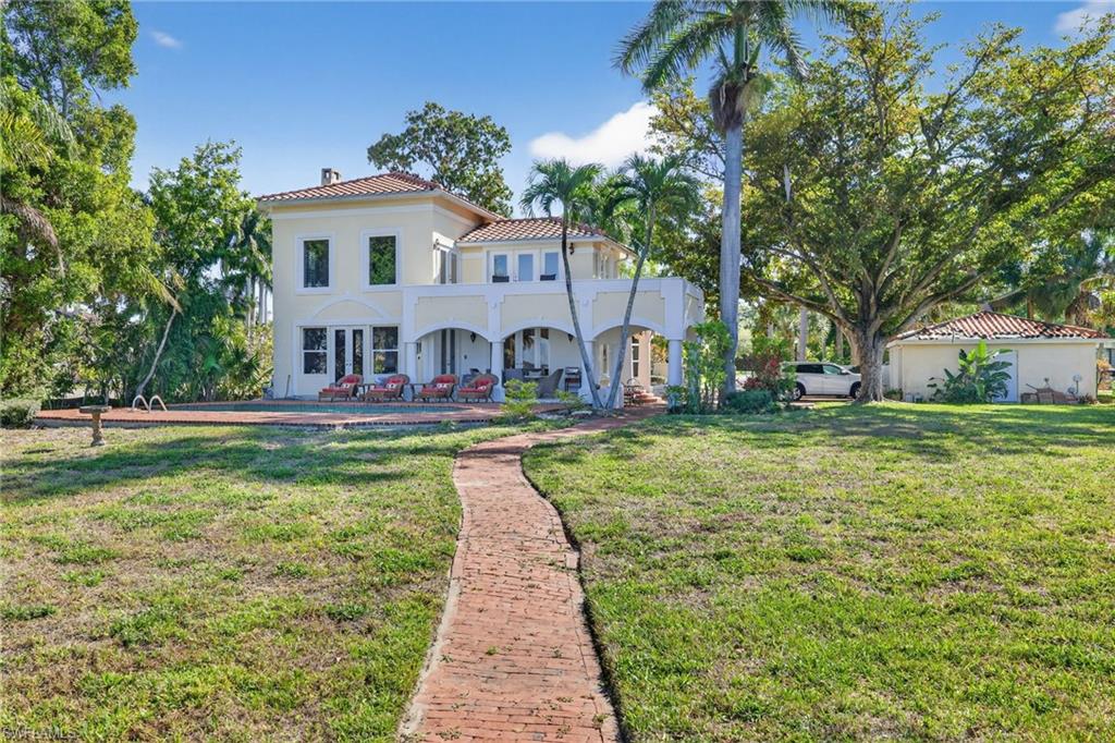 VALENCIA TERRACE - Residential