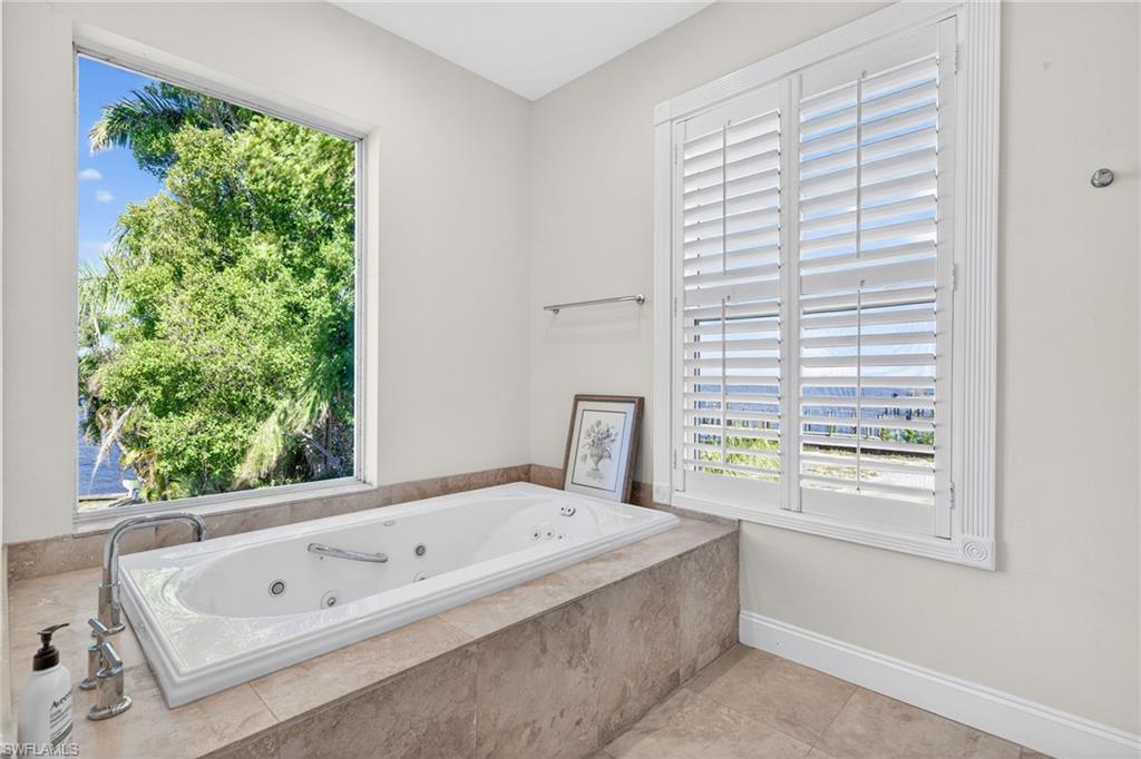 VALENCIA TERRACE - Residential