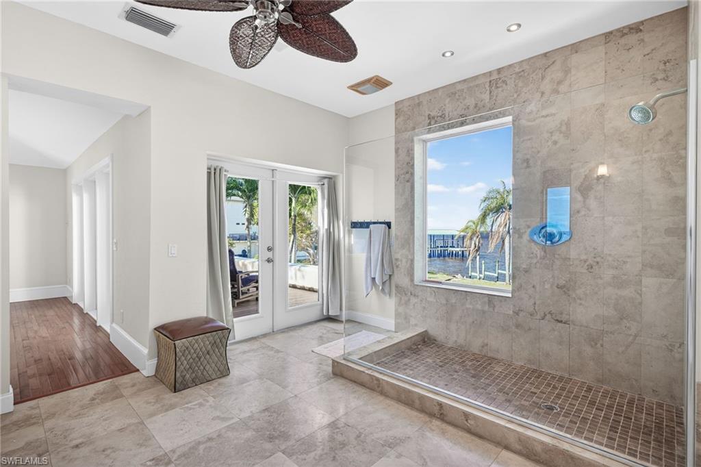 VALENCIA TERRACE - Residential