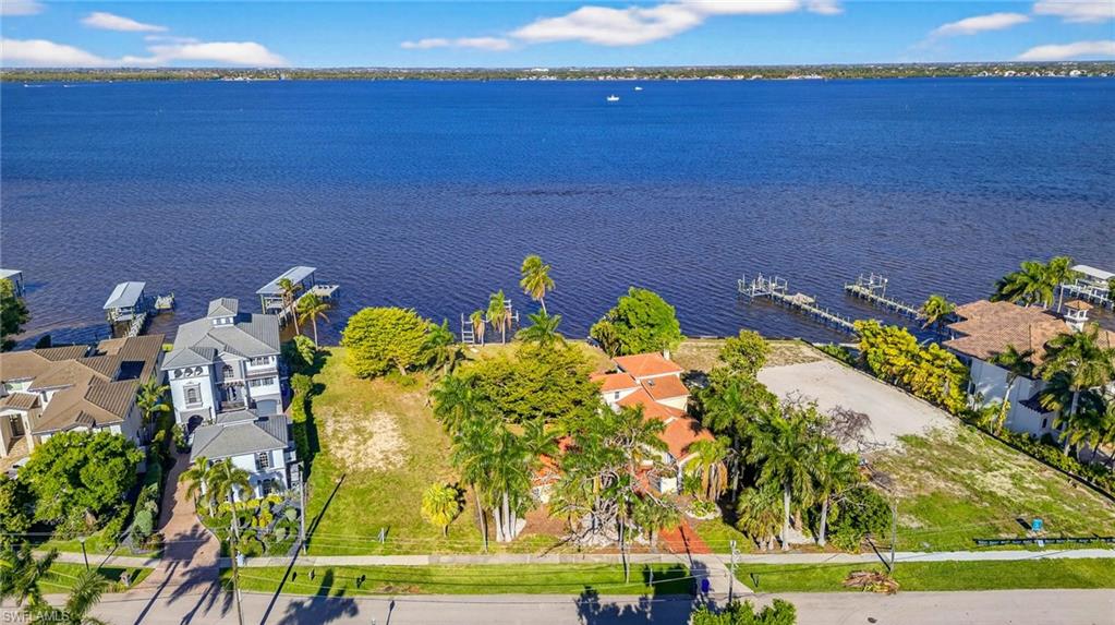 VALENCIA TERRACE - Residential