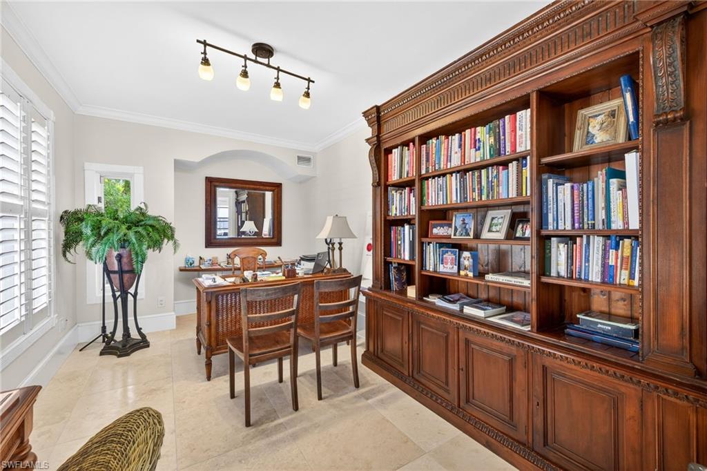 VALENCIA TERRACE - Residential