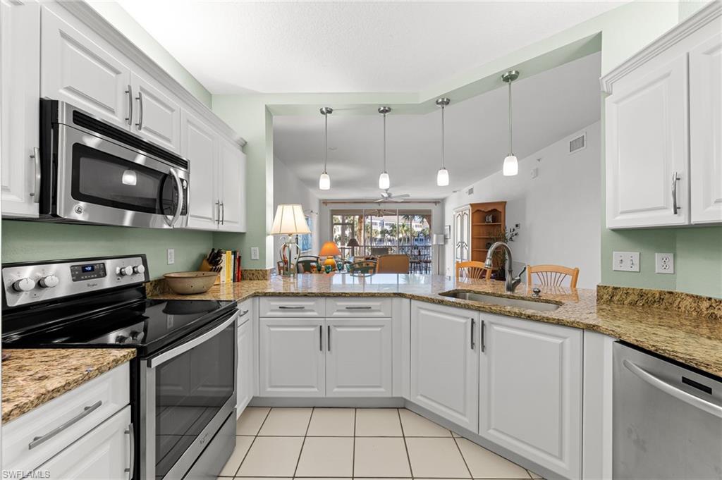 PEBBLE CREEK - Residential