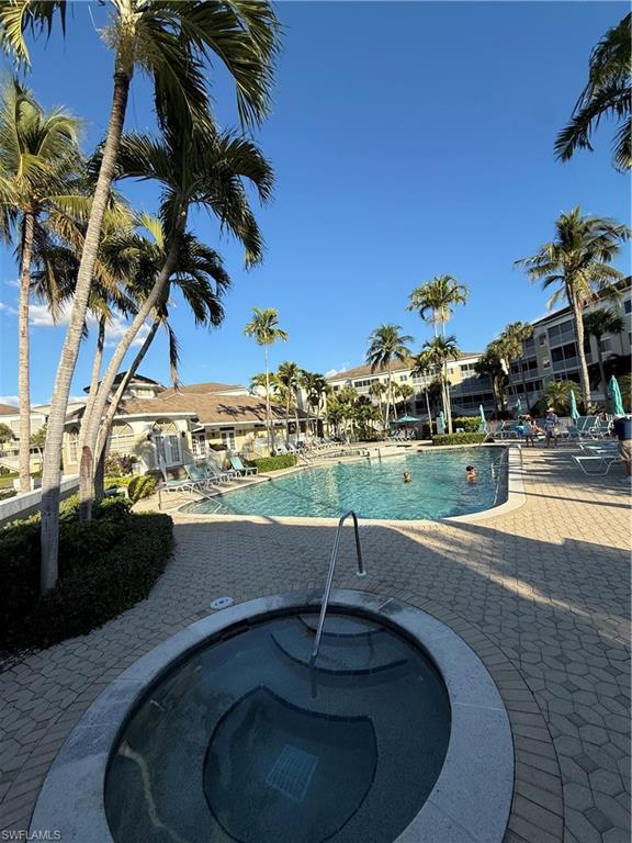 PEBBLE CREEK - Residential