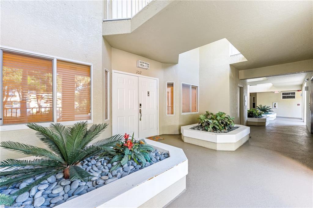 PEBBLE CREEK - Residential