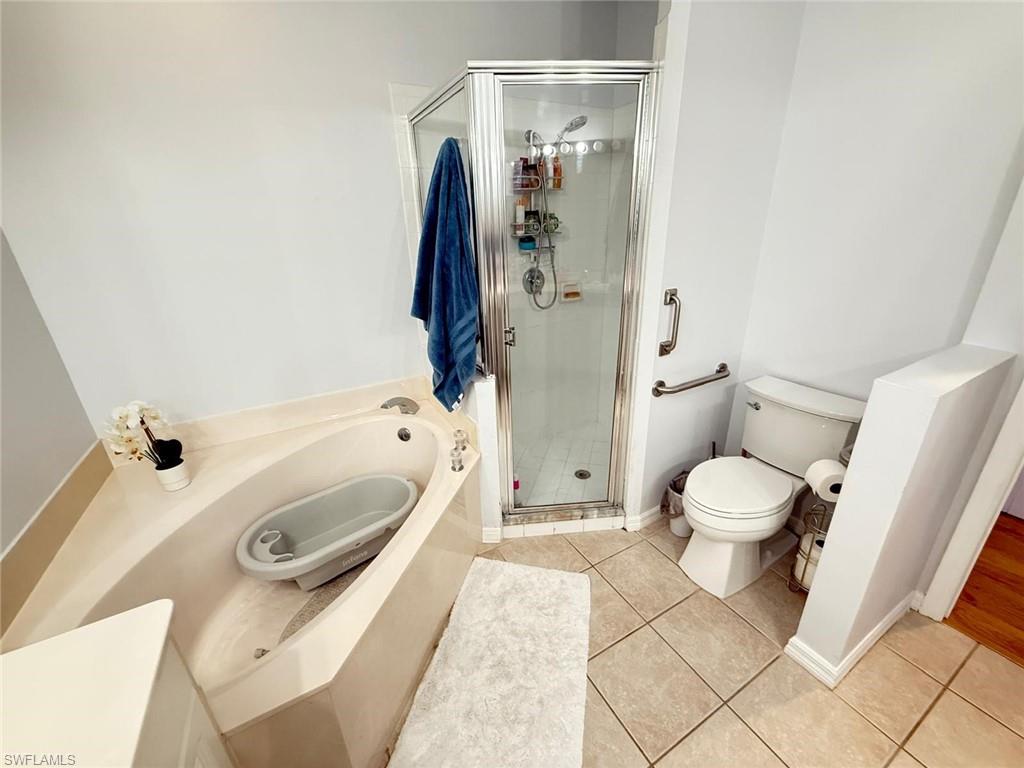 WILSHIRE PINES - Residential Lease