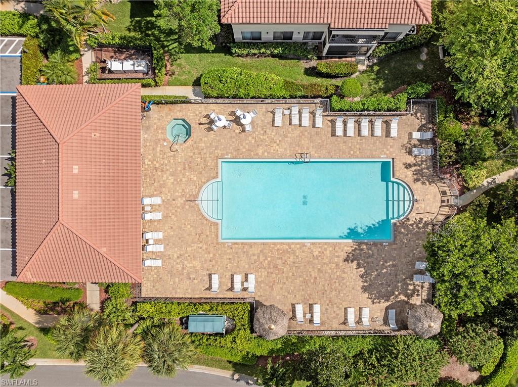 COACH HOMES - Residential