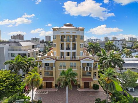 908 Panama CT 506 MARCO ISLAND FL 34145