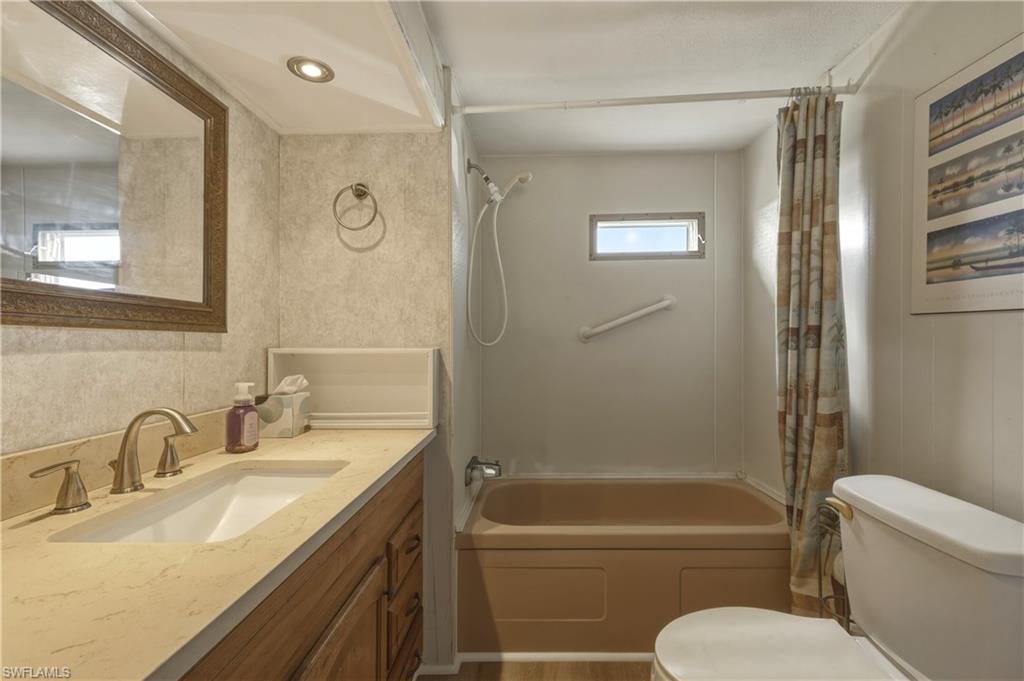 MARINERS COVE - Residential