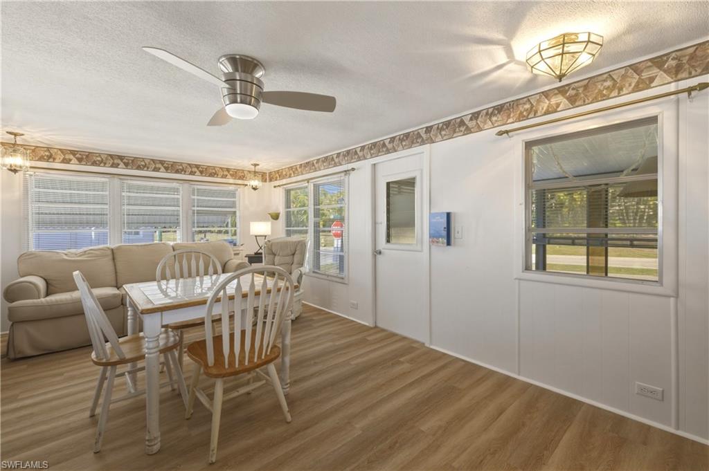 MARINERS COVE - Residential