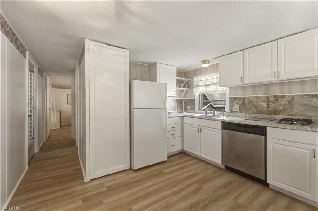 MARINERS COVE - Residential