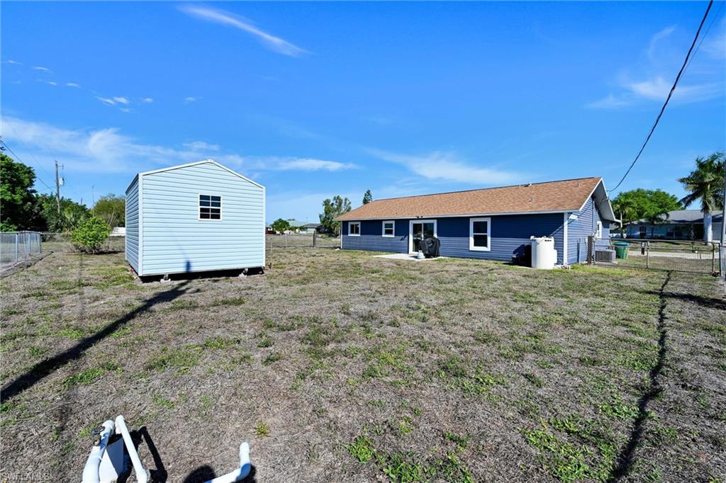 CAPE CORAL - Residential