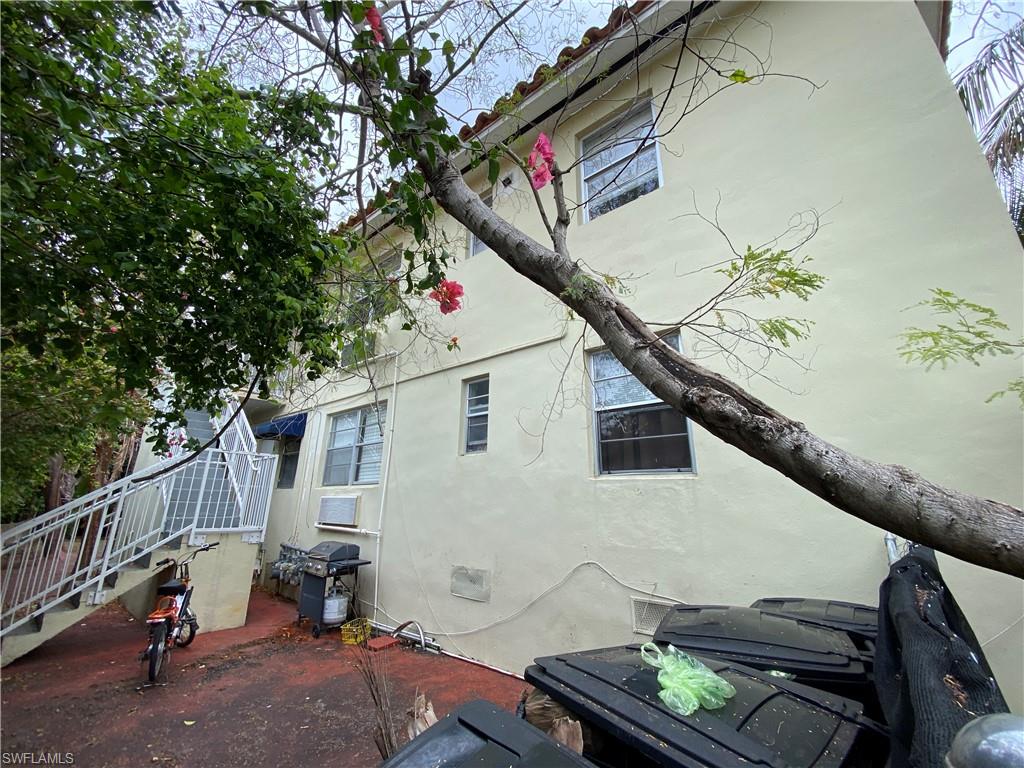 BISCAYNE APTS - Residential Lease