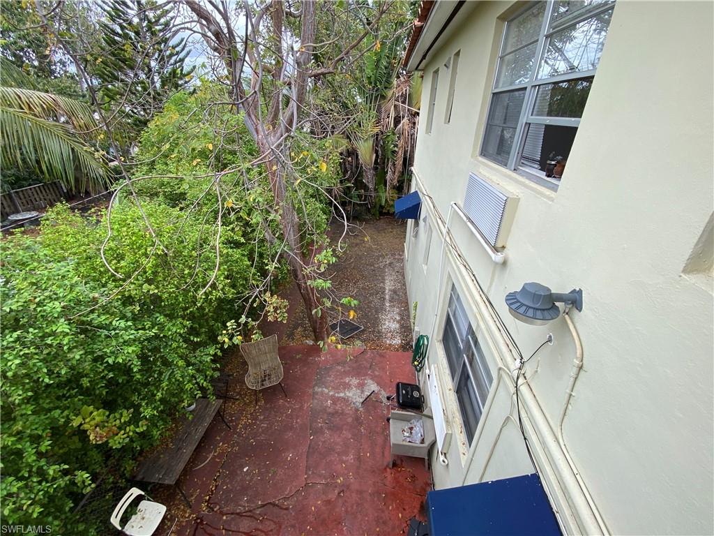 BISCAYNE APTS - Residential Lease