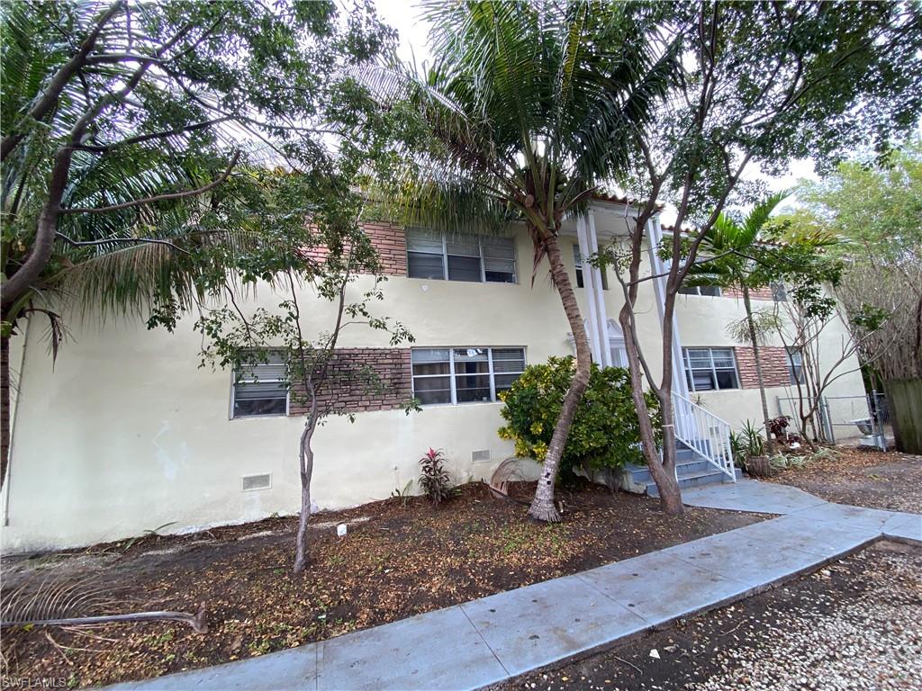 BISCAYNE APTS - Residential Lease