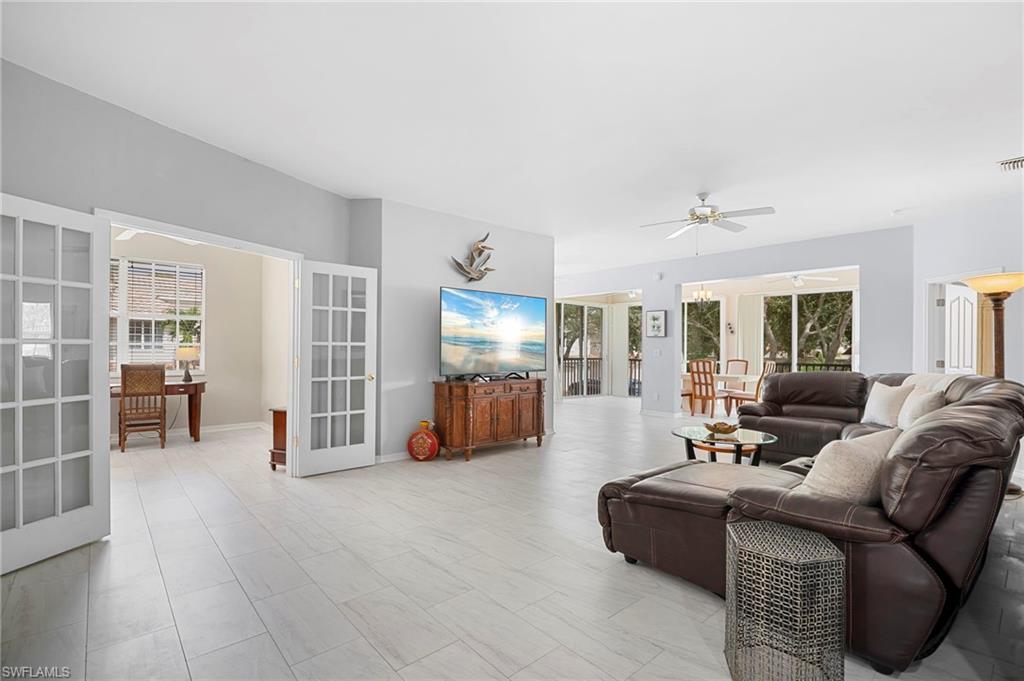 SOUTHBRIDGE - Residential