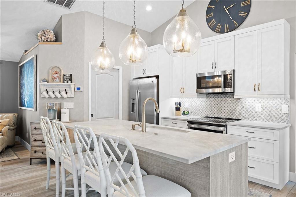 BERKSHIRE LAKES - Residential