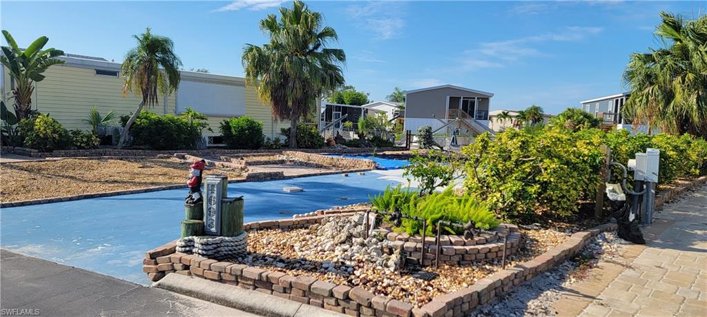 SPRING CREEK VILLAGE - Land