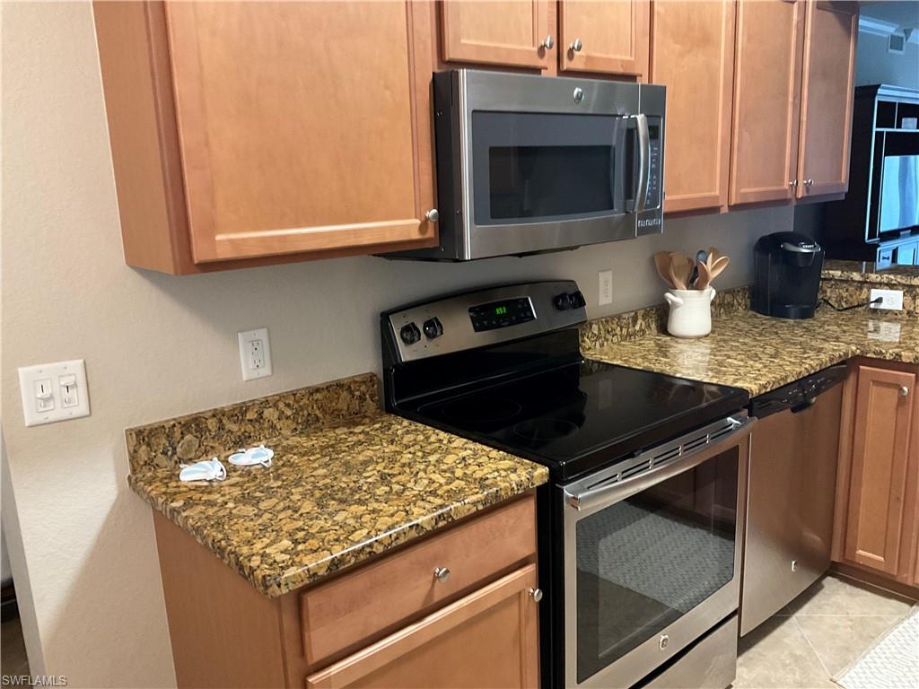 BONITA NATIONAL GOLF AND COUNTRY CLUB - Residential Lease