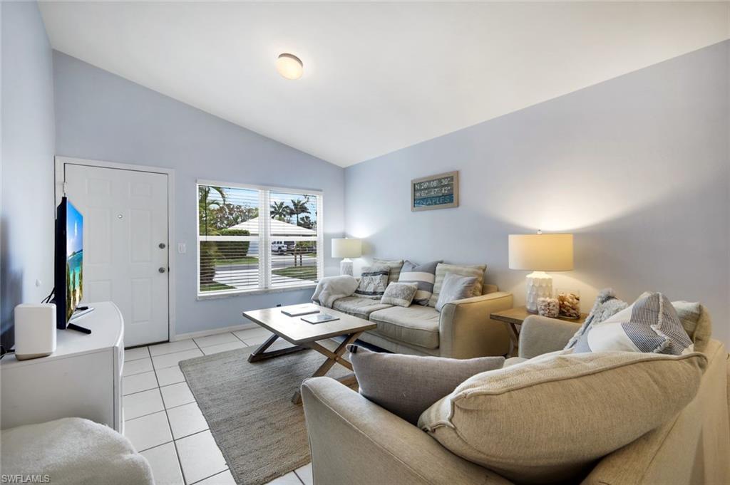 NAPLES PARK - Residential