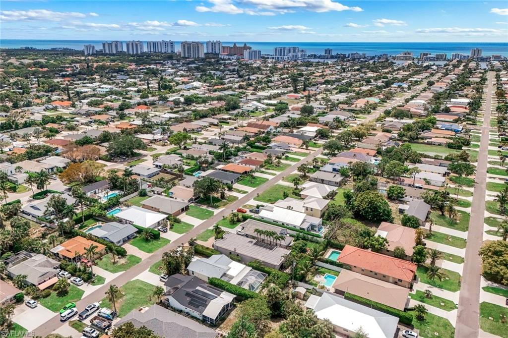 NAPLES PARK - Residential