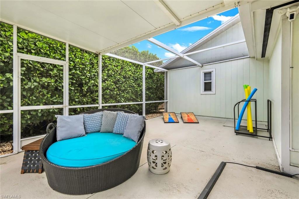 NAPLES PARK - Residential