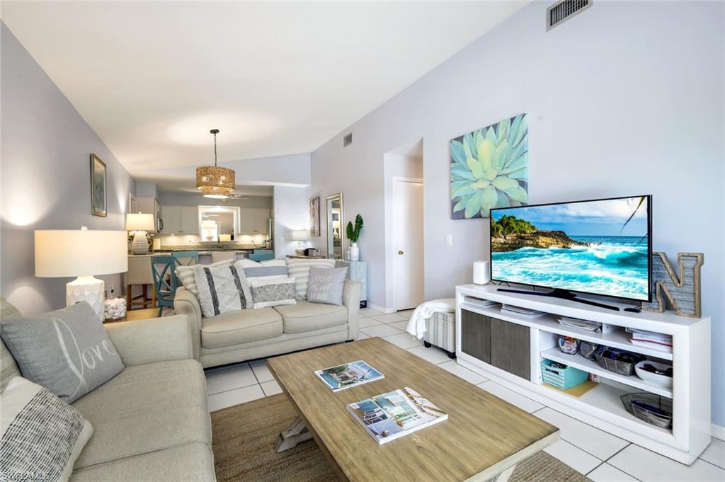 NAPLES PARK - Residential