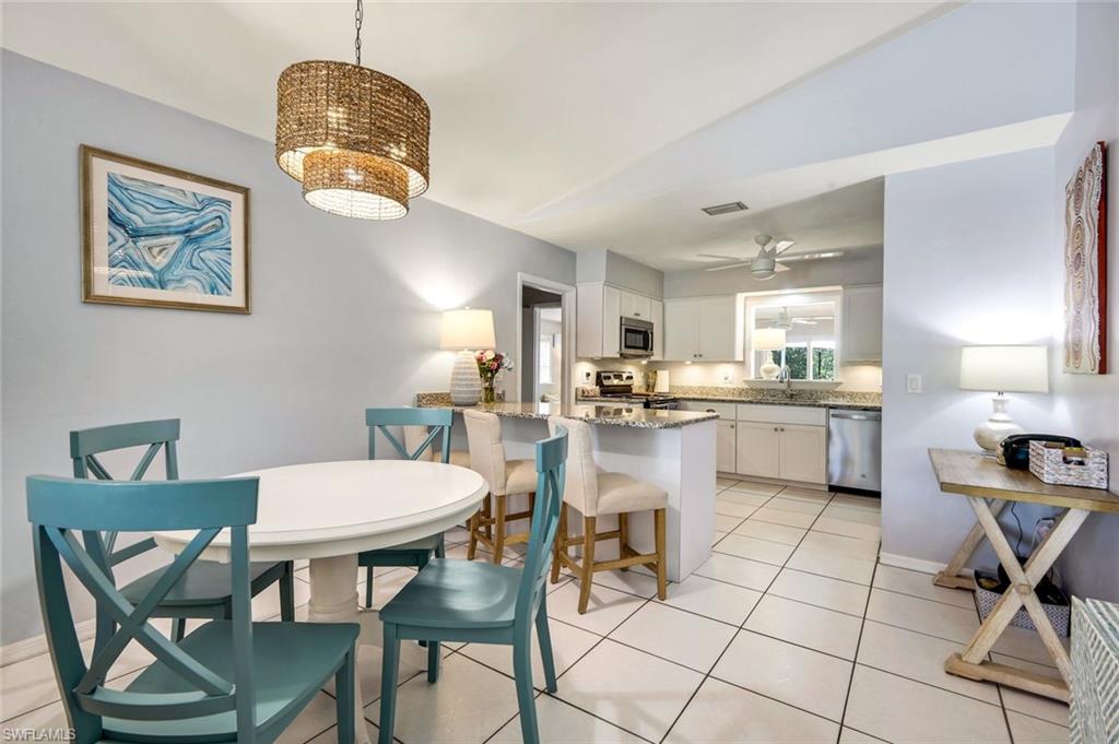 NAPLES PARK - Residential