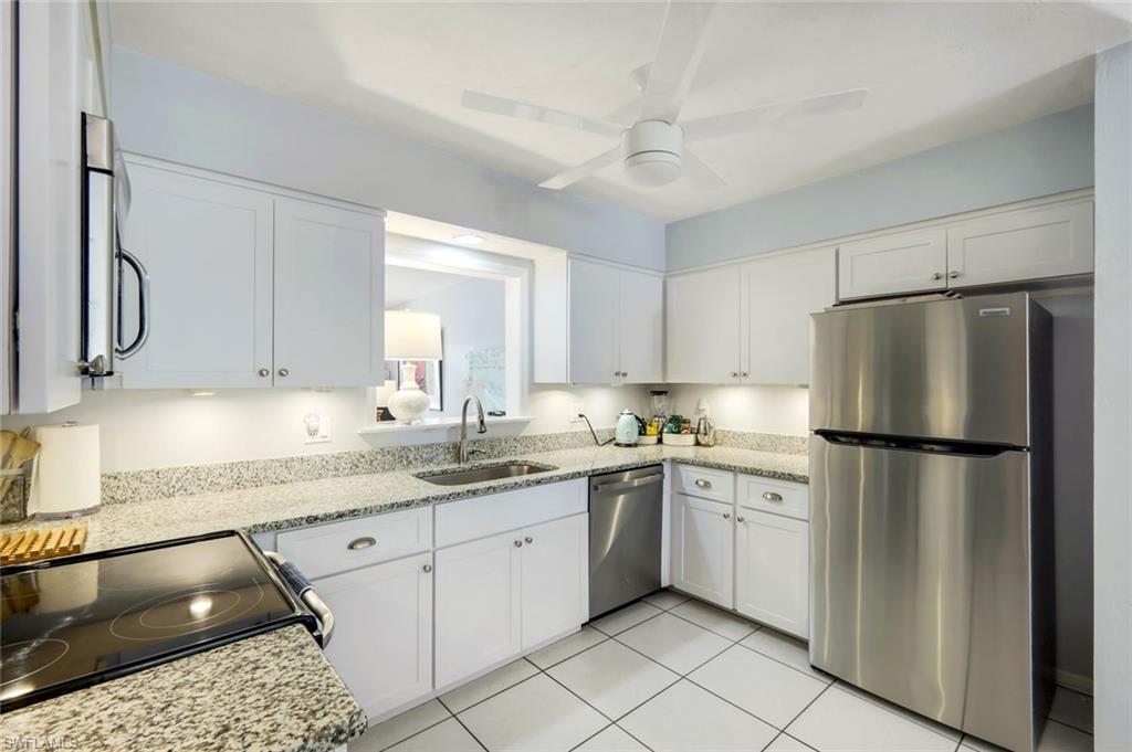 NAPLES PARK - Residential