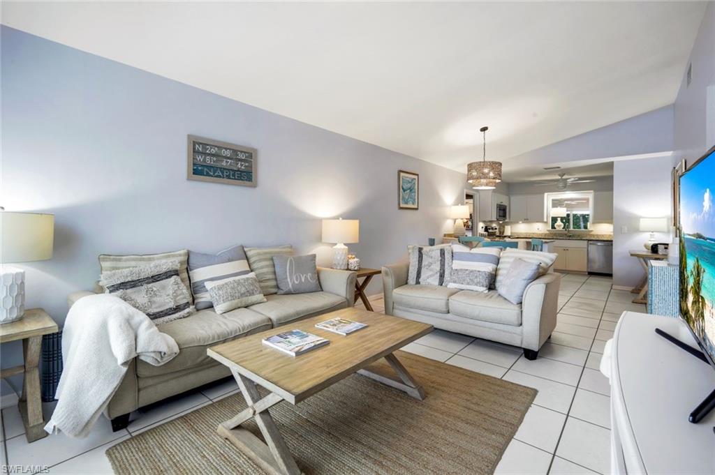 NAPLES PARK - Residential