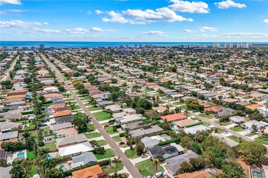 NAPLES PARK - Residential
