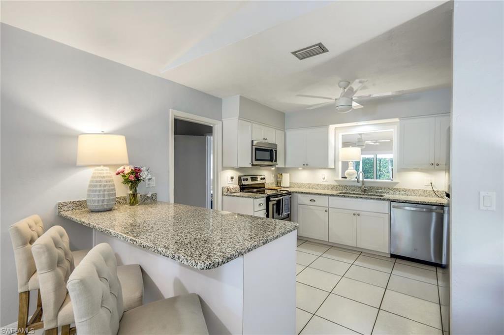 NAPLES PARK - Residential