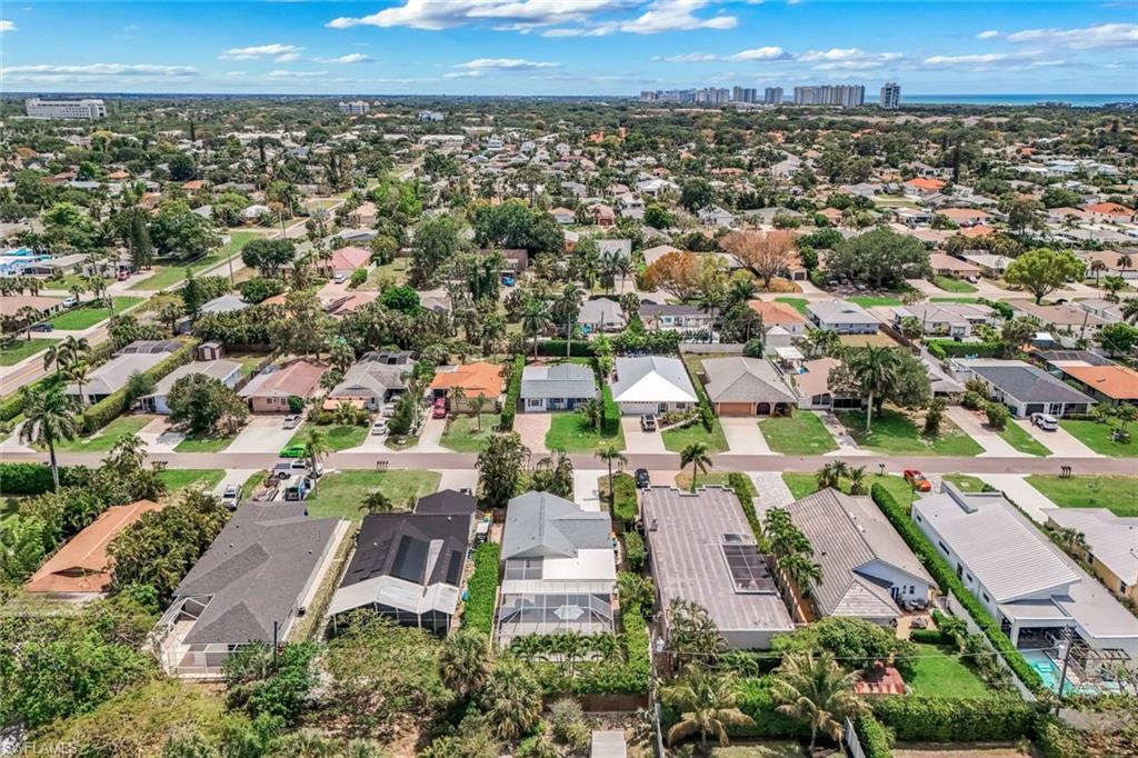 NAPLES PARK - Residential