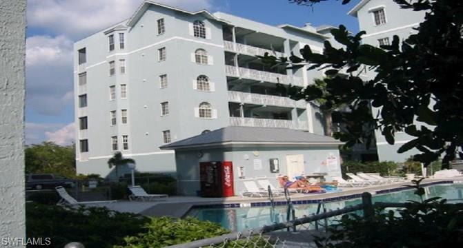 CAPTAINS BAY SOUTH - Residential