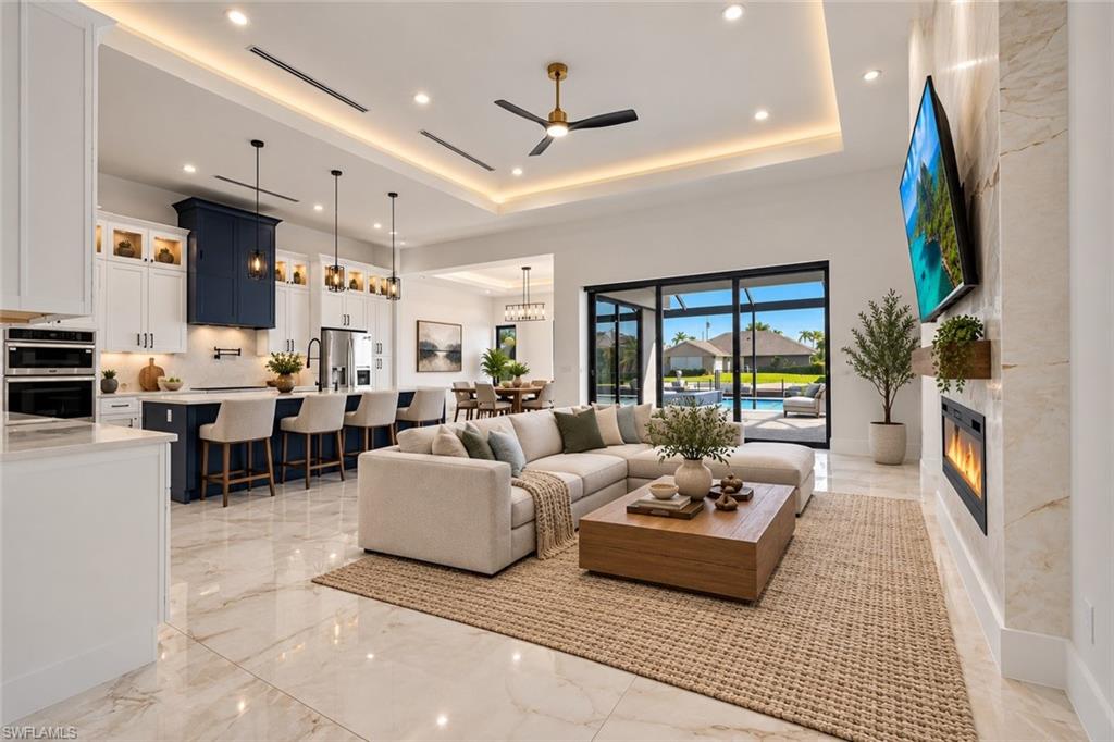 817 NW 38th AVE