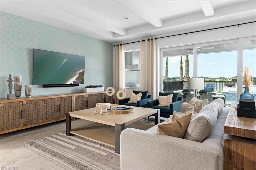 SEVEN SHORES - Residential