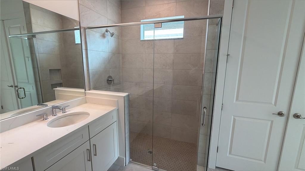 SEVEN SHORES - Residential