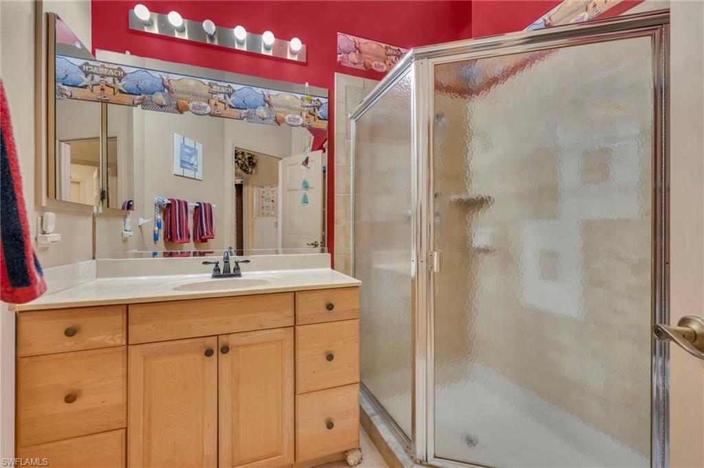 VANDERBILT LAKES - Residential